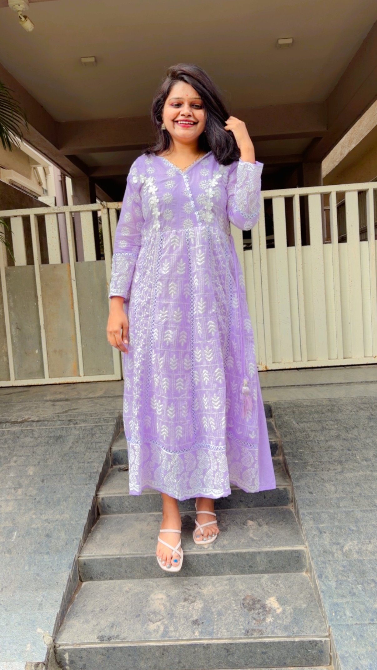 {"eId":"885138745437188","CameraPosition":1}